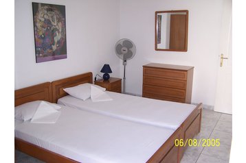 Grèce Privát Polychrono, Intérieur